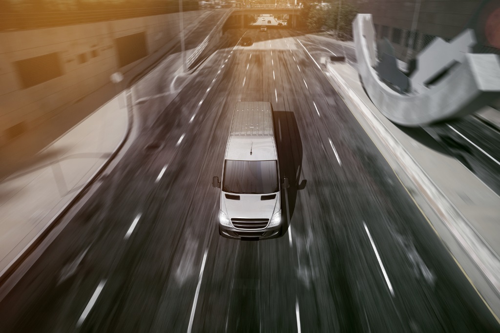 usługi logistyczne i transportowe, spedycja